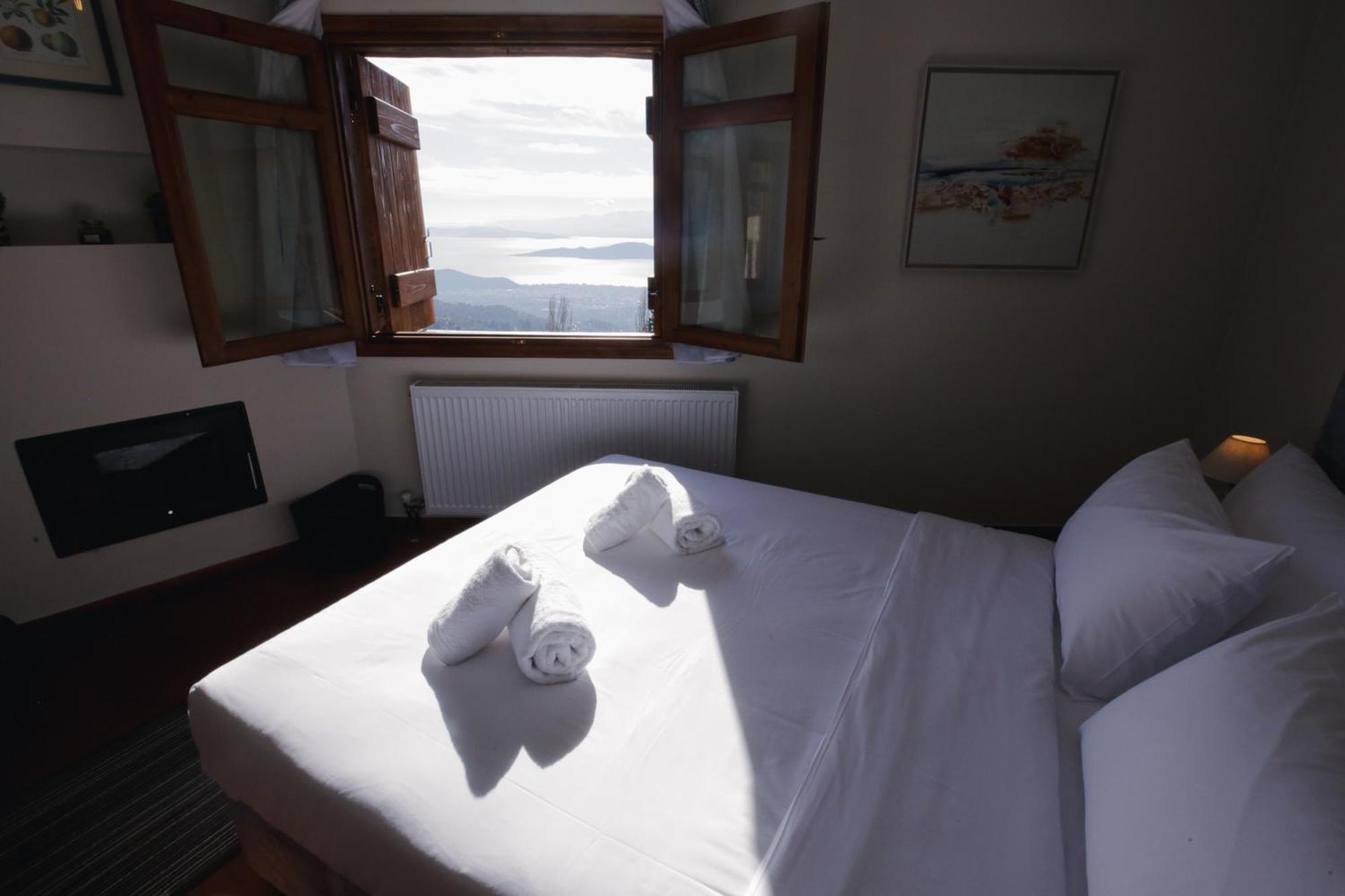 Aurora-Inn Makrinítsa Екстериор снимка